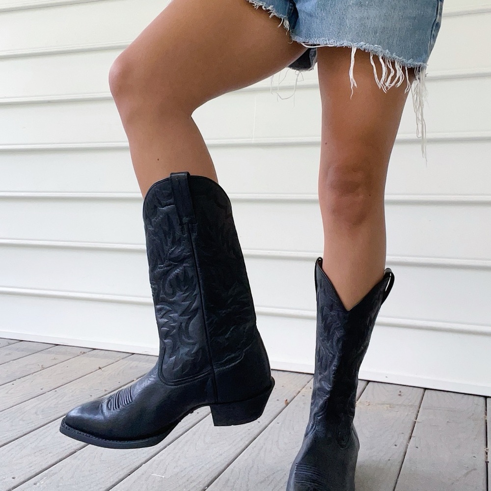 ARIAT GENUINE LEATHER COWBOY BOOTS